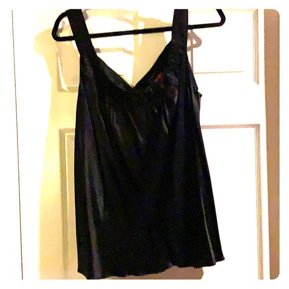 Silk black tank top. - Picture 1 of 3
